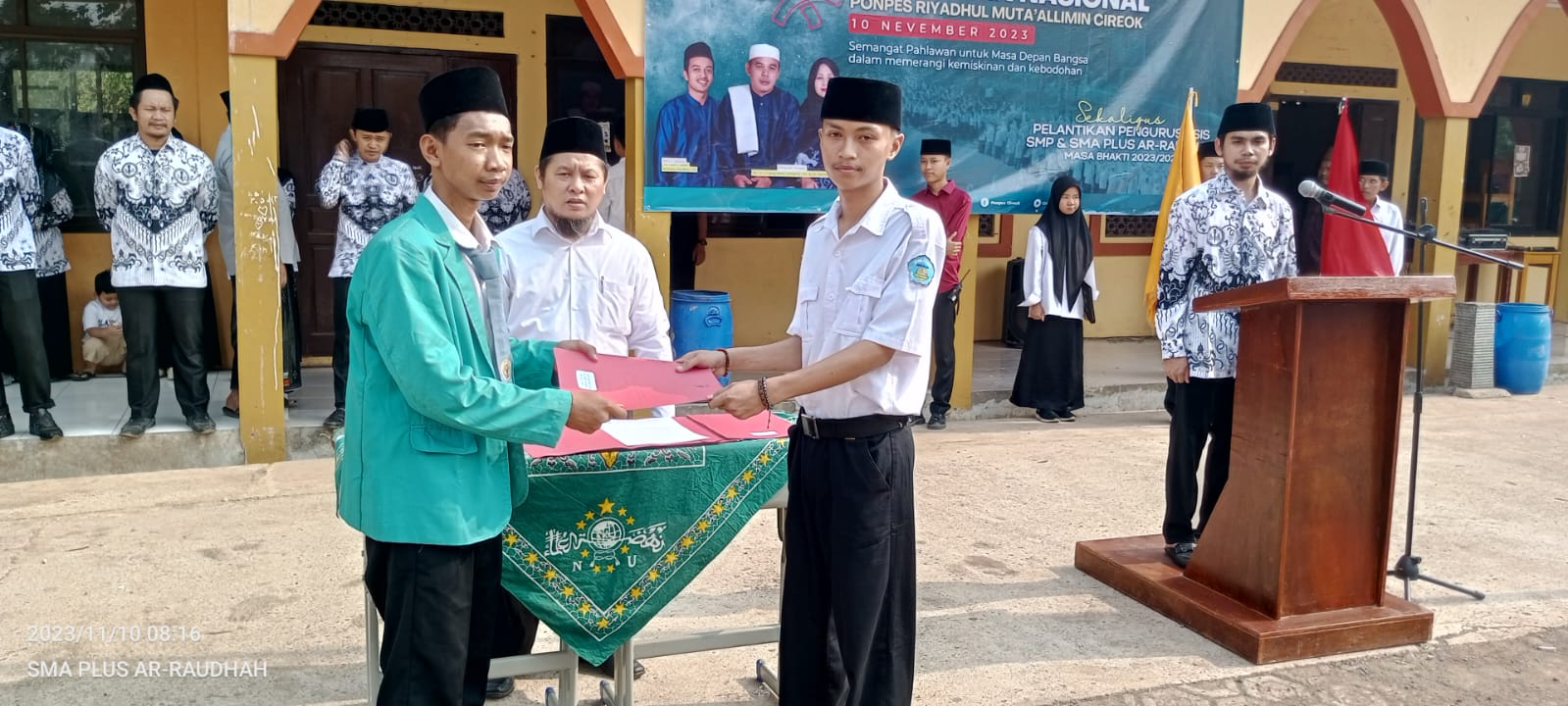 SETAH TERIMA JABATAN KETUA OSIS