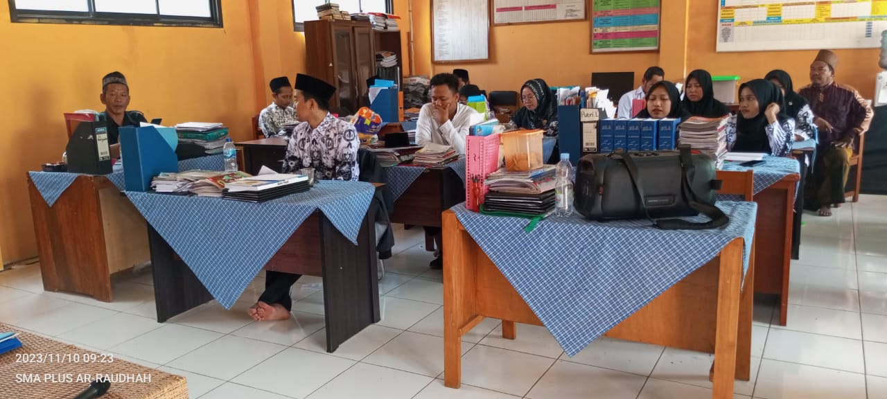 KEGIATAN SUPERVISI GURU